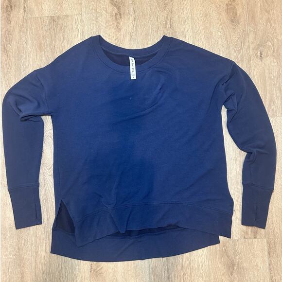 Athleta Balance Pullover Navy Sweatshirt Thumbholes Side Slit Size Medium - Picture 2 of 10